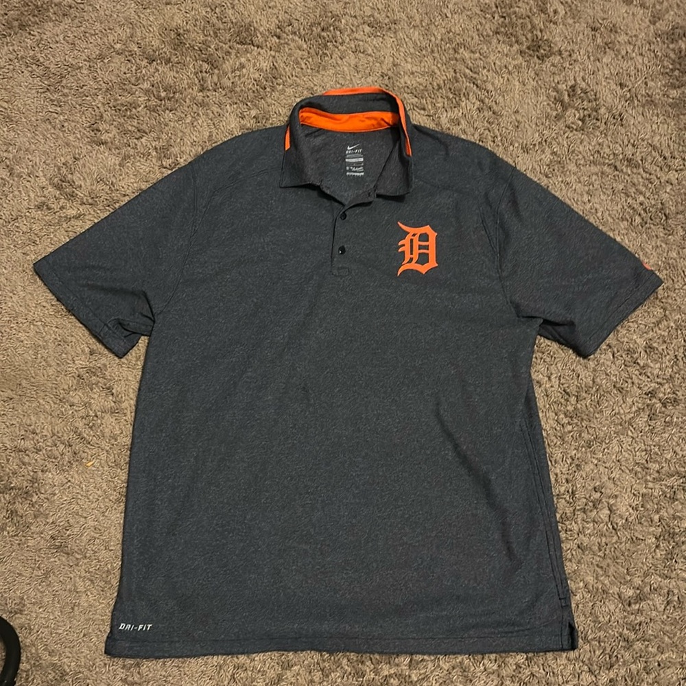 Men’s large Nike MLB Dri-Fit Detroit Tigers Polo